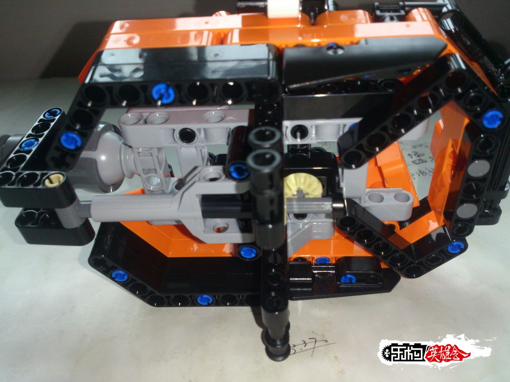 42038tank_006.jpg