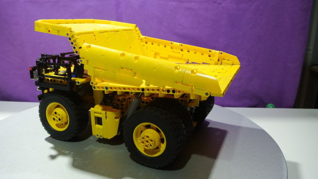 caterpillar797f_004.jpg