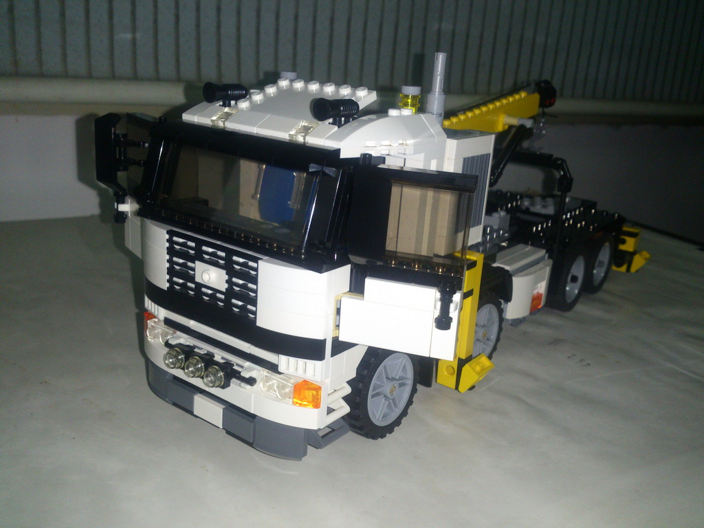 cranetruck_002.jpg