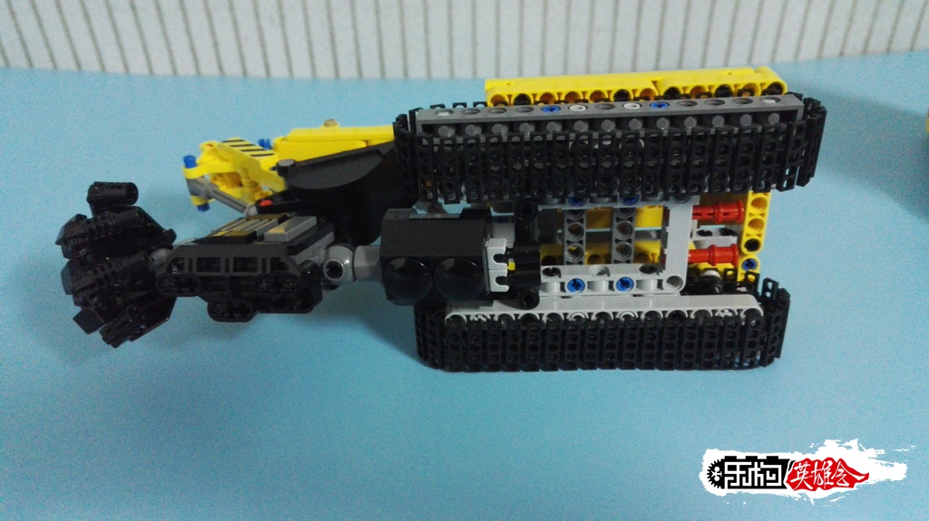 devastator_018.jpg
