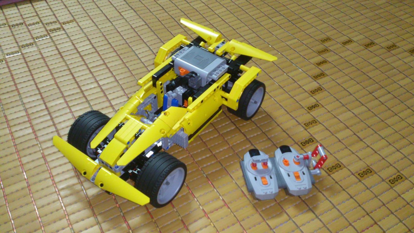 yysmoc_yellow_0001.jpg