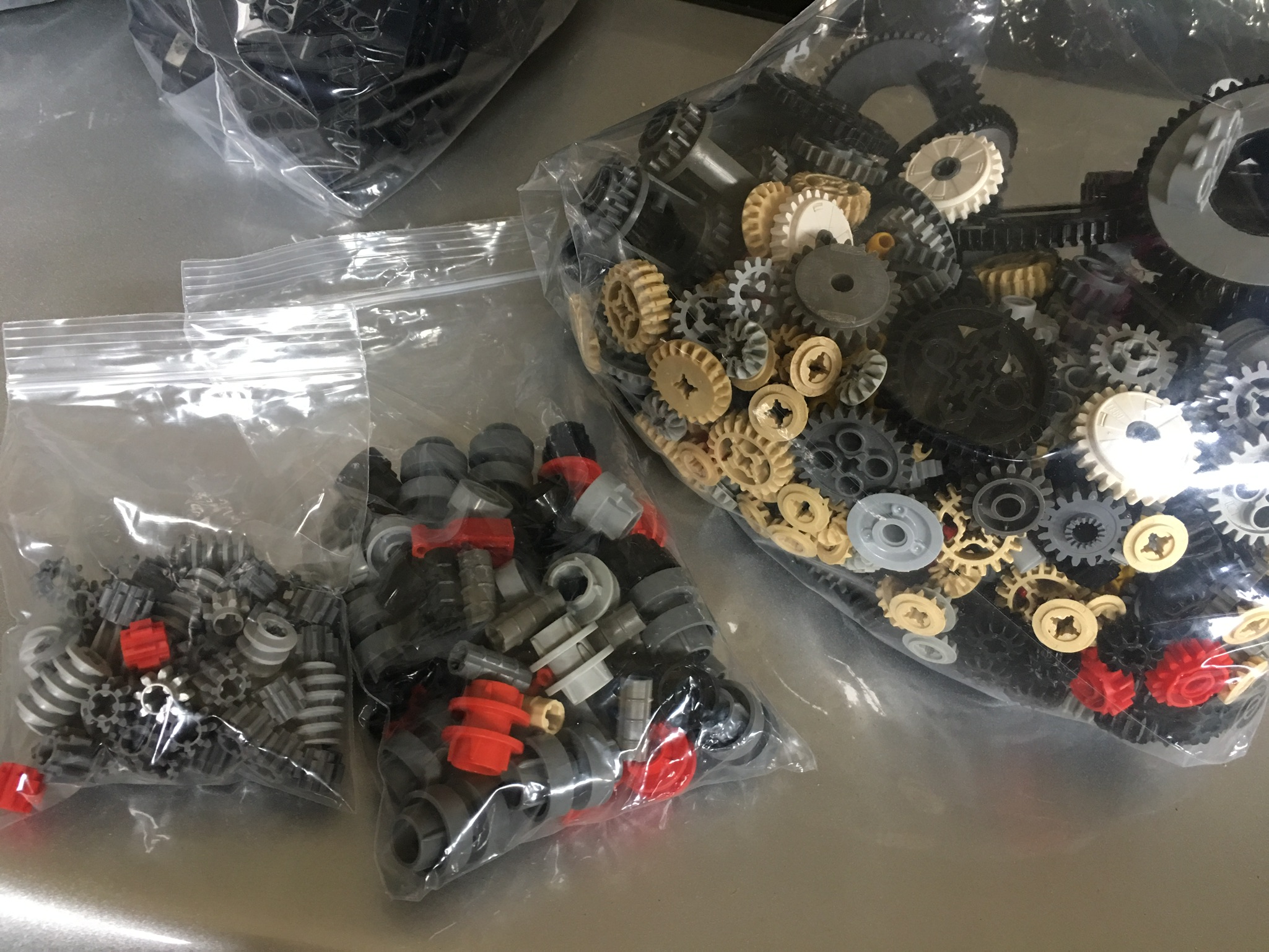gears_1.jpg