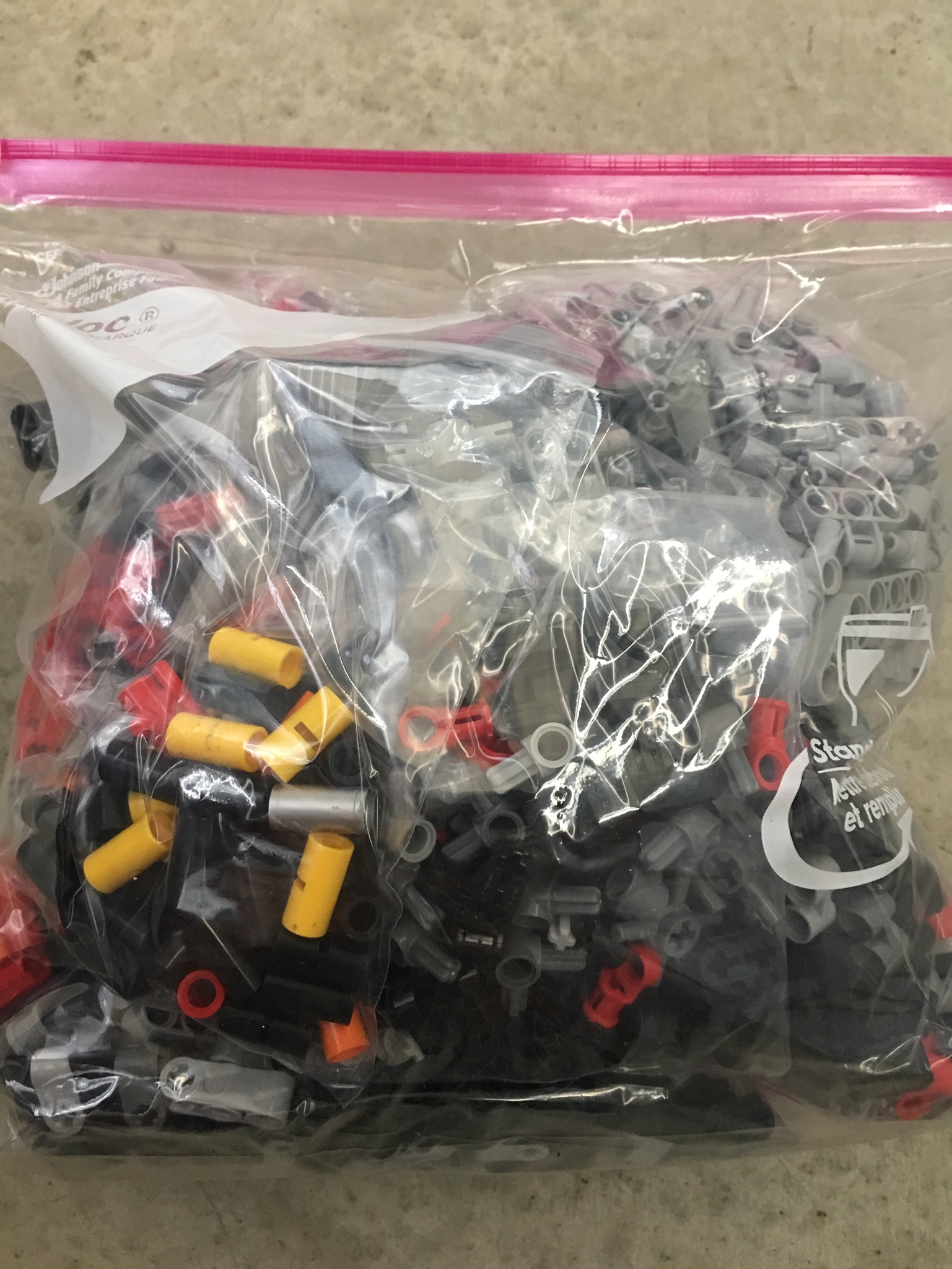 technic_connectors_2.jpg