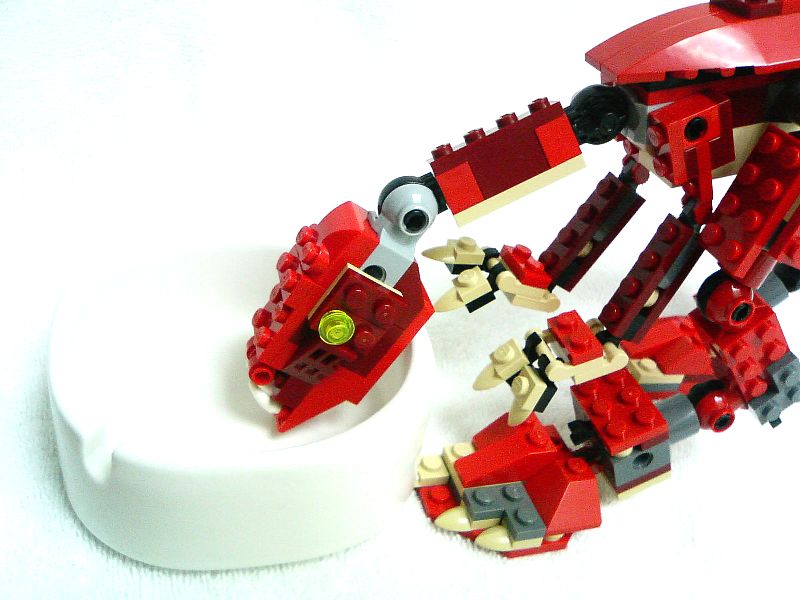 4892_004_004_neovenator.jpg