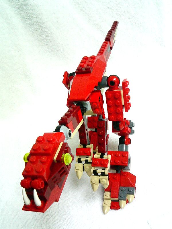 4892_004_009_neovenator.jpg