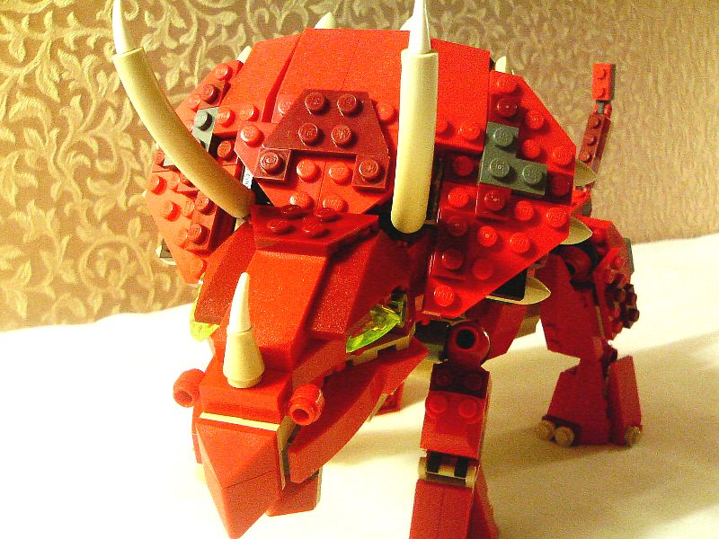 4892_001_002_triceratops.jpg