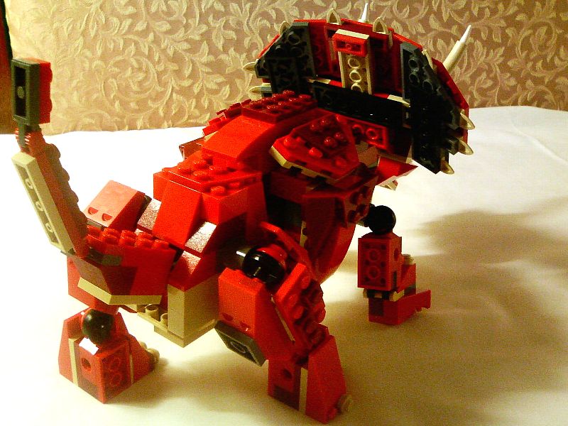4892_001_004_triceratops.jpg