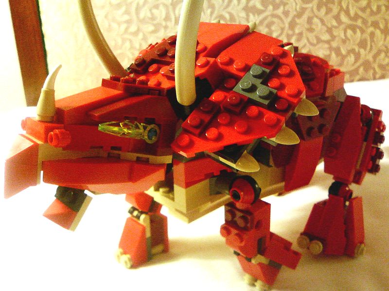 4892_001_014_triceratops.jpg