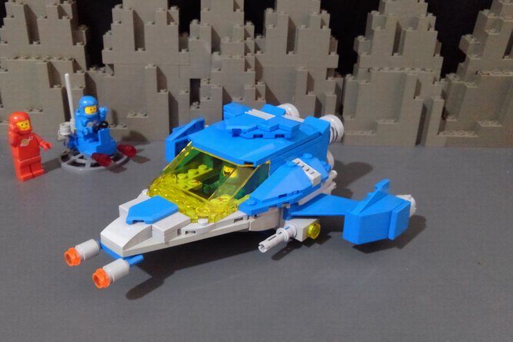 00spaceship.jpg