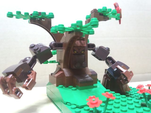 01monster-tree.jpg