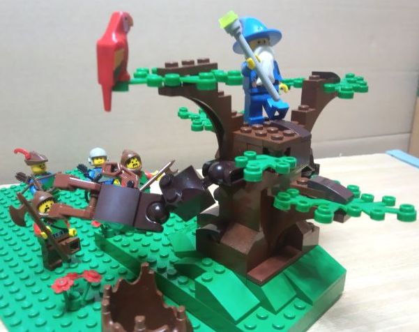 02monster-tree.jpg
