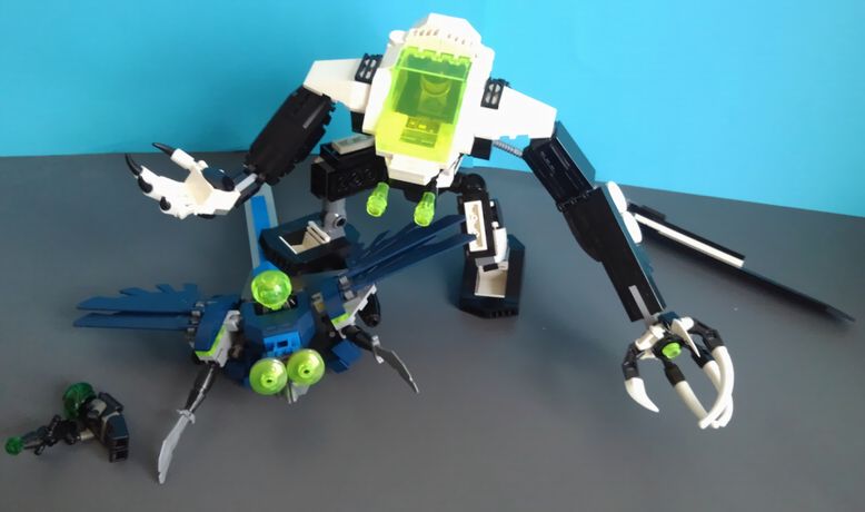 06blactron-mech.jpg