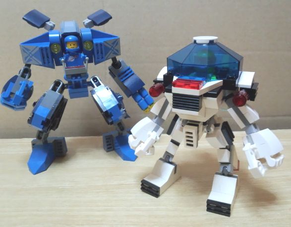 01futuron-mech.jpg