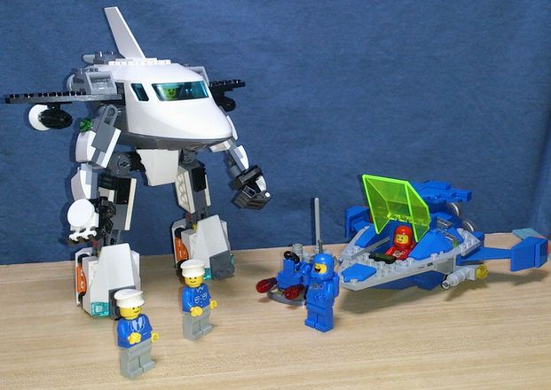 06plane-robo.jpg