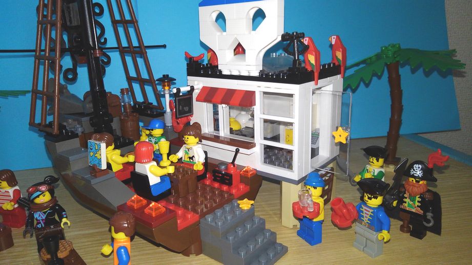 03piratesrestaurant.jpg