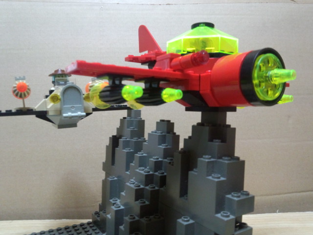00spacebaronplane2.jpg