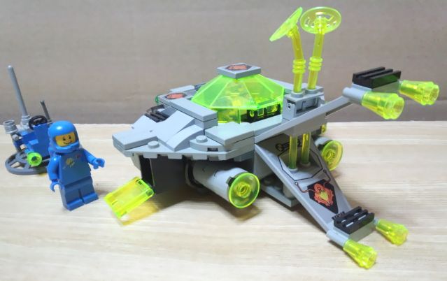 01ufo1.jpg
