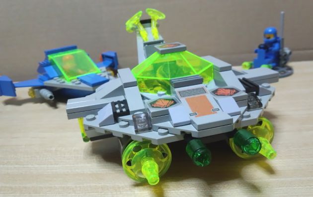 01ufo2.jpg