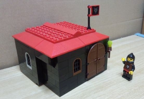 wolfpack-house1.jpg