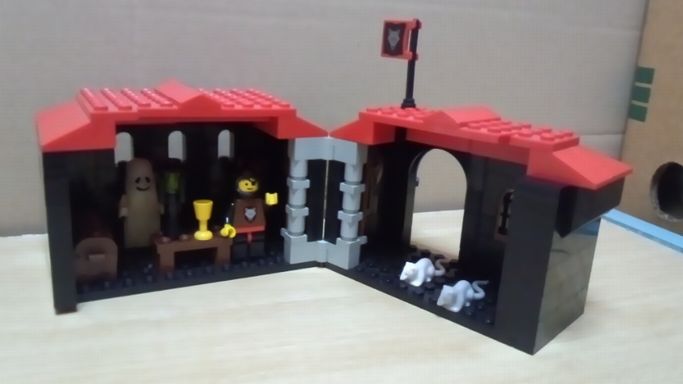 wolfpack-house5.jpg