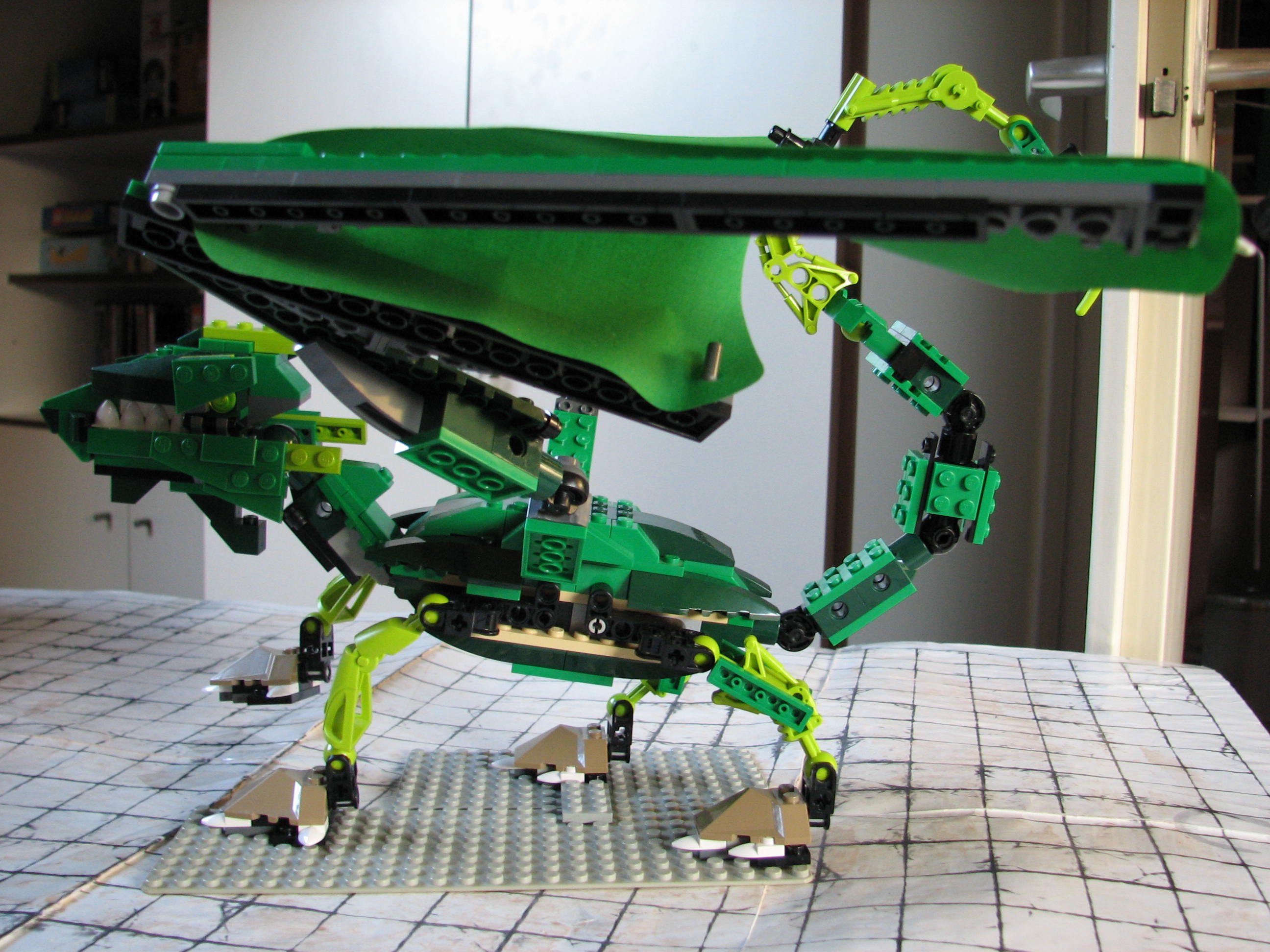 emerald_dragon_01.jpg