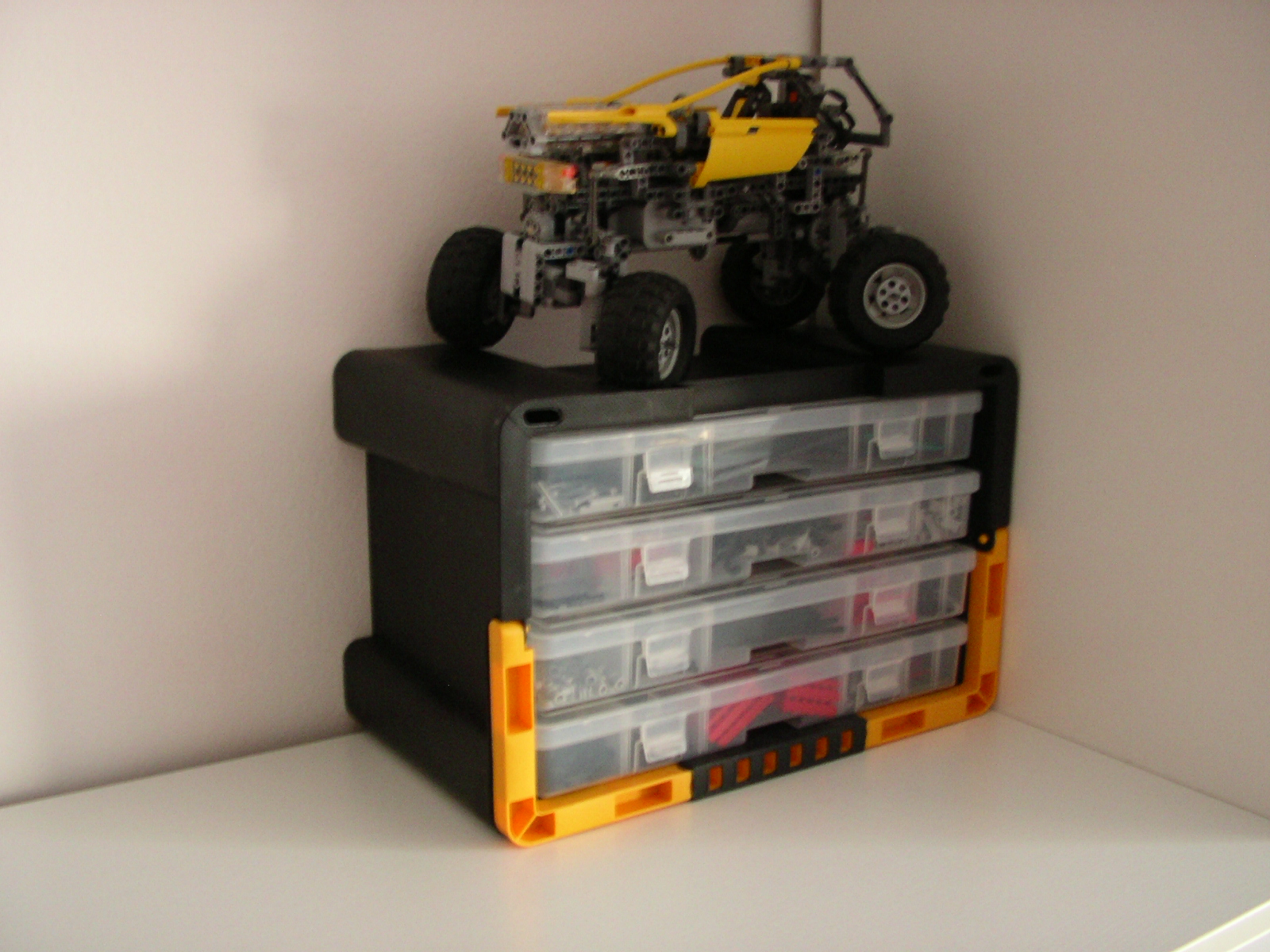 tt-on-boxes.jpg