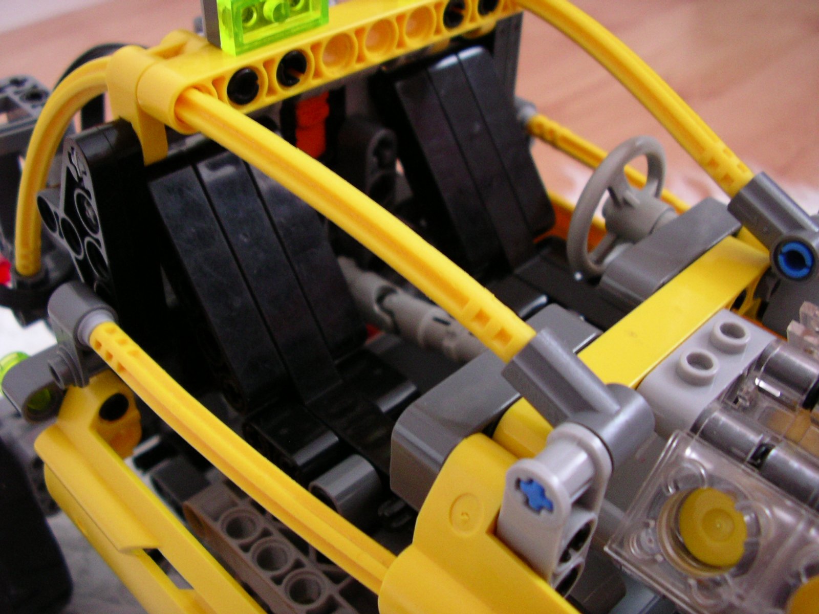 6tt-cab.jpg