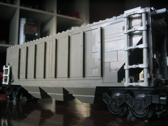 covered_hopper16.jpg