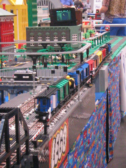 210-1002_img_2.jpg