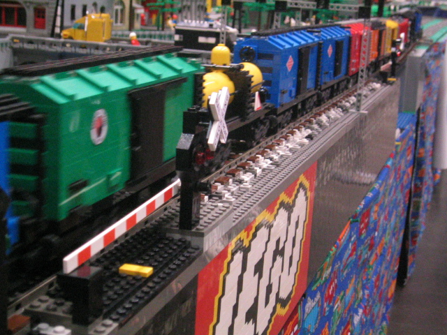210-1044_img.jpg