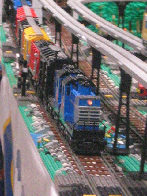 210-1049_img_2.jpg