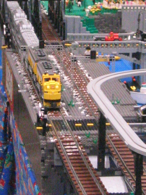 211-1165_img_2.jpg