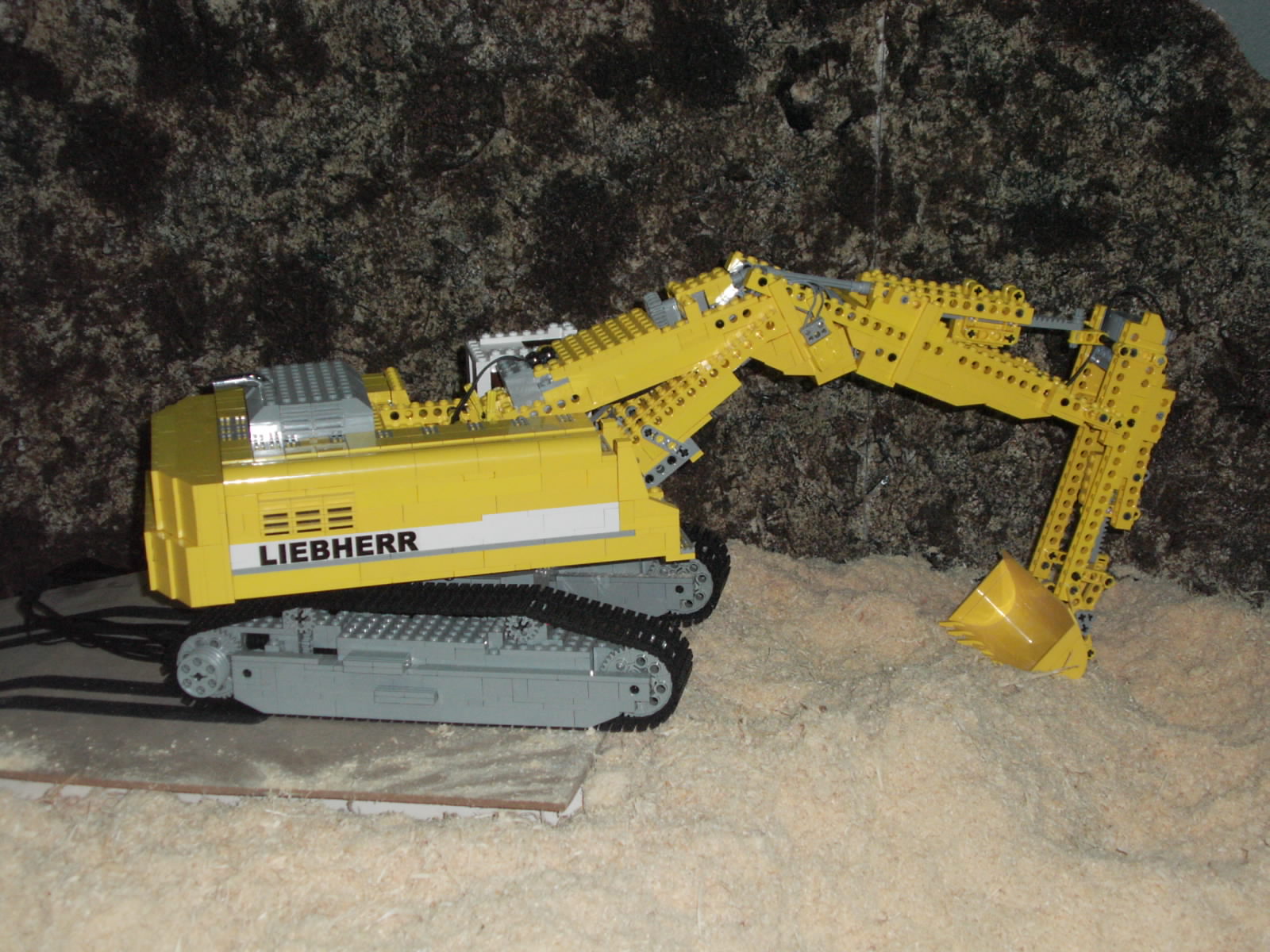 11_liebherr.jpg