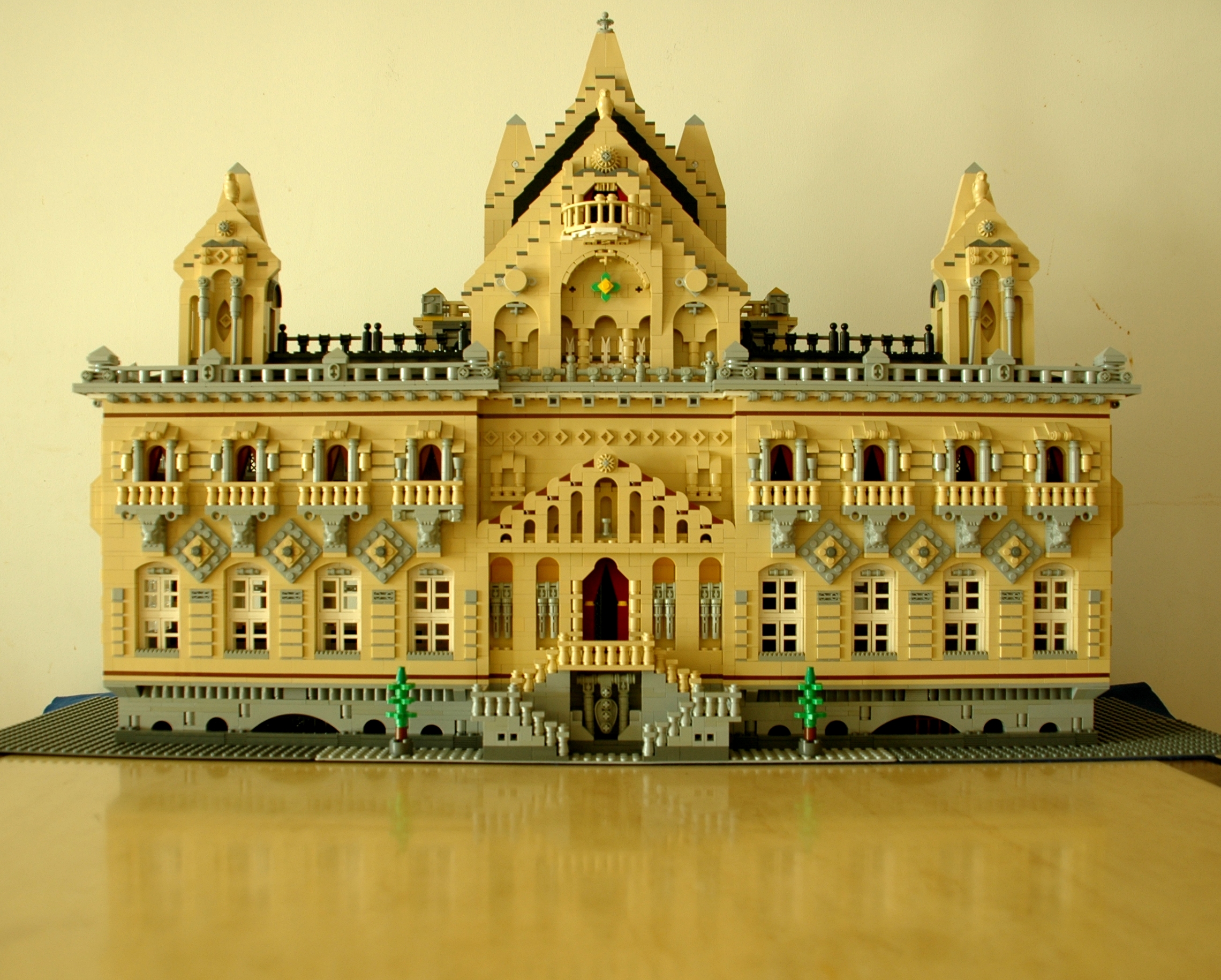 palace-l-04.jpg