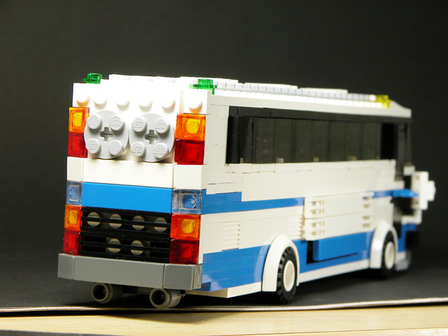 touristcoach04.jpg