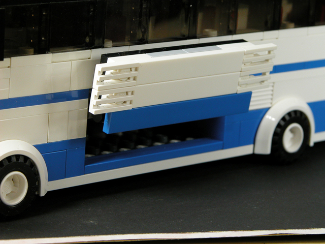 touristcoach14.jpg