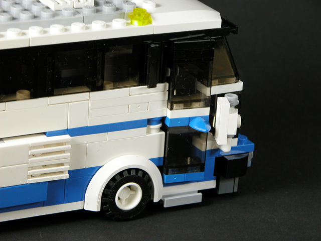 touristcoach18.jpg