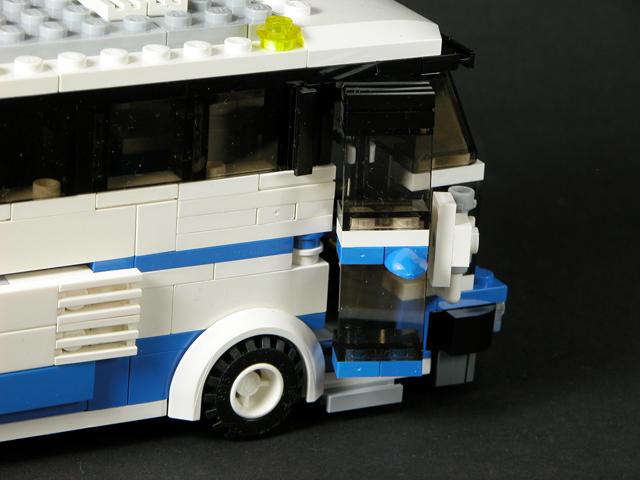 touristcoach20.jpg