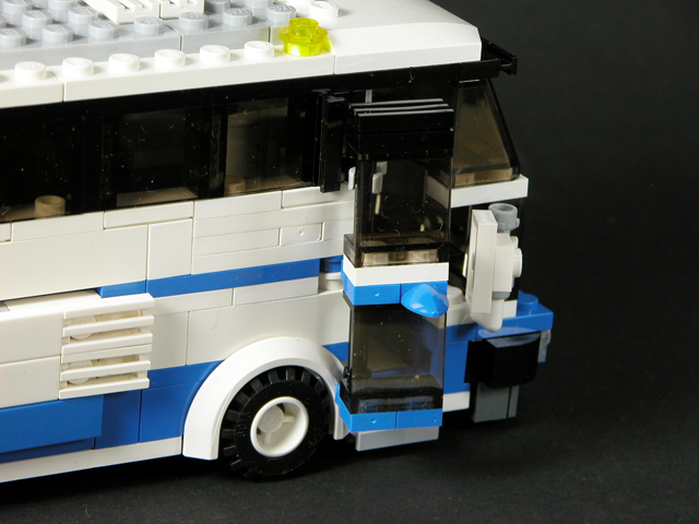 touristcoach21.jpg
