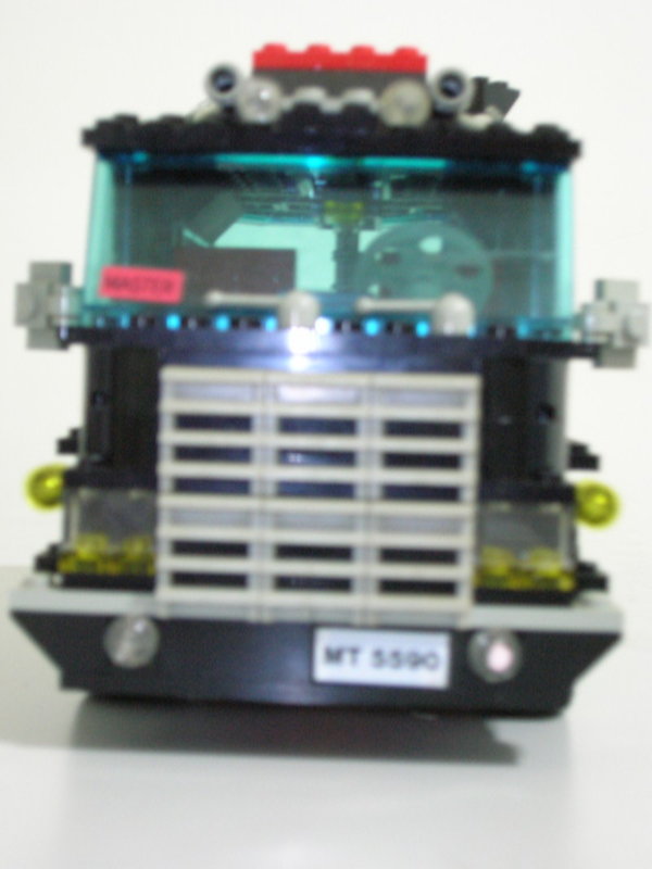 mt559004.jpg