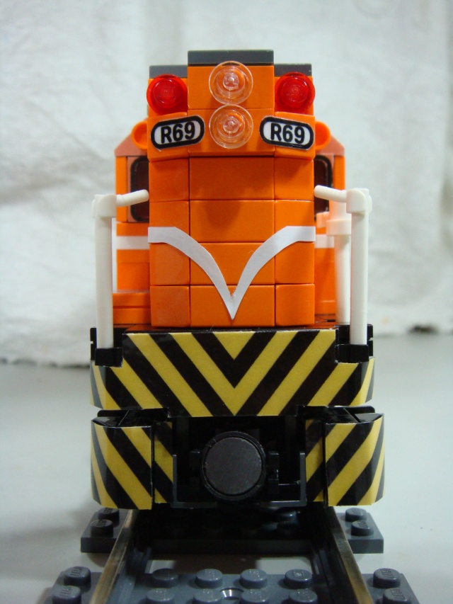 r6907.jpg