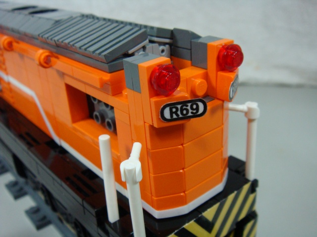 r6940.jpg