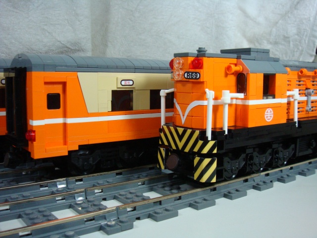 r6953.jpg
