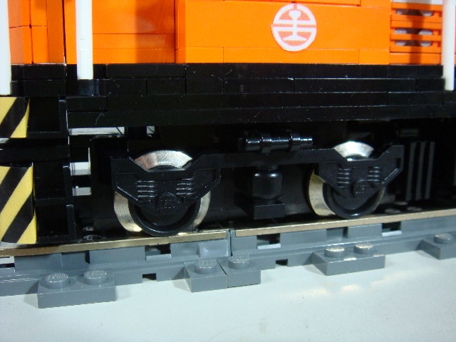 r6957.jpg