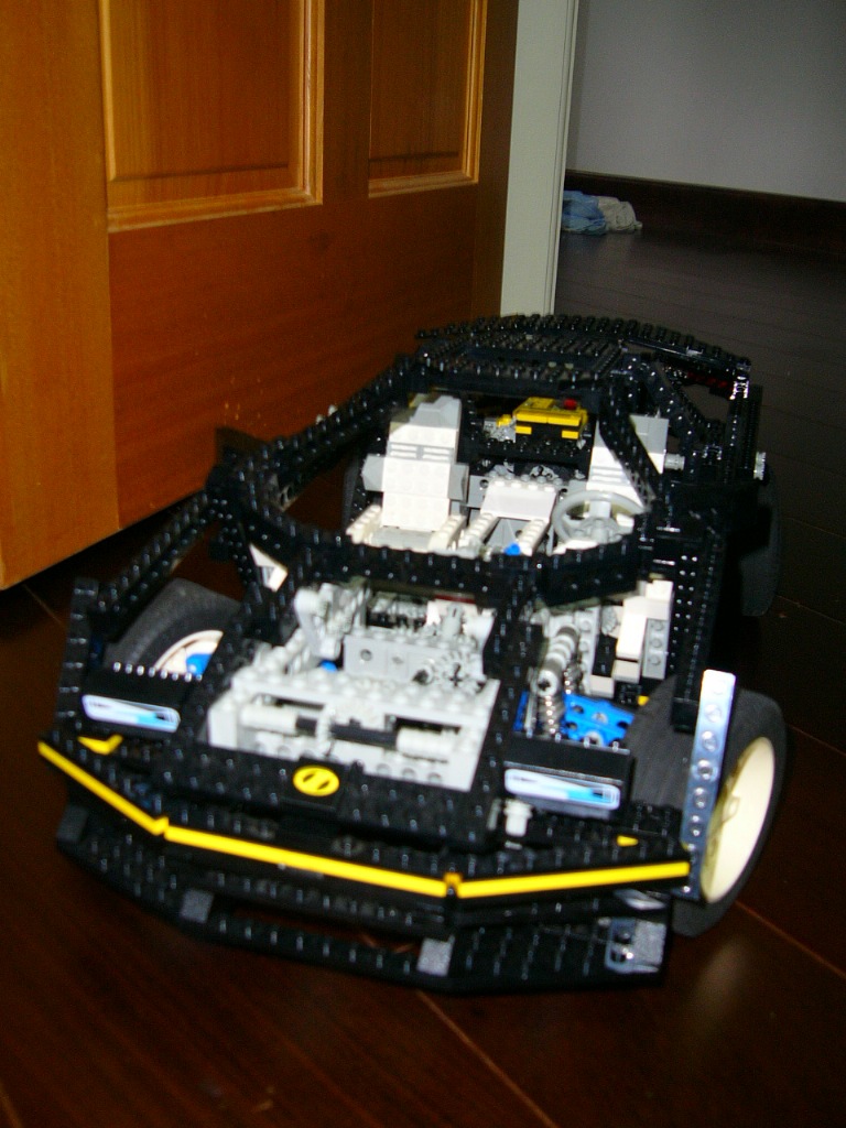 888004.jpg