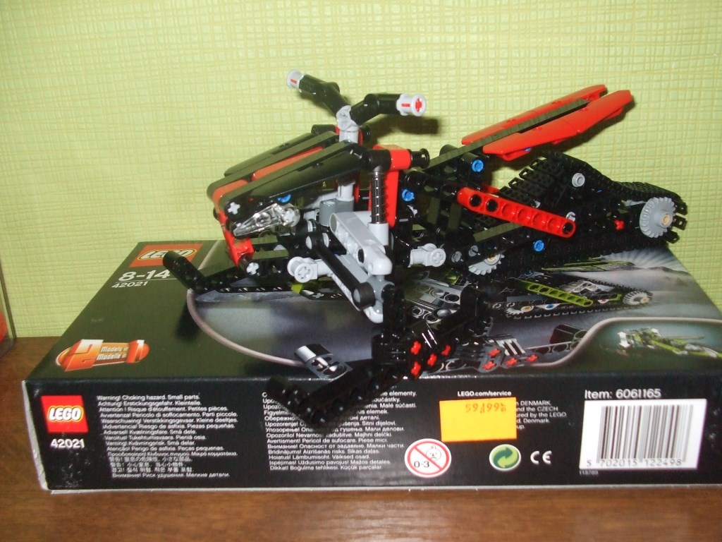 lego_42021_101.jpg