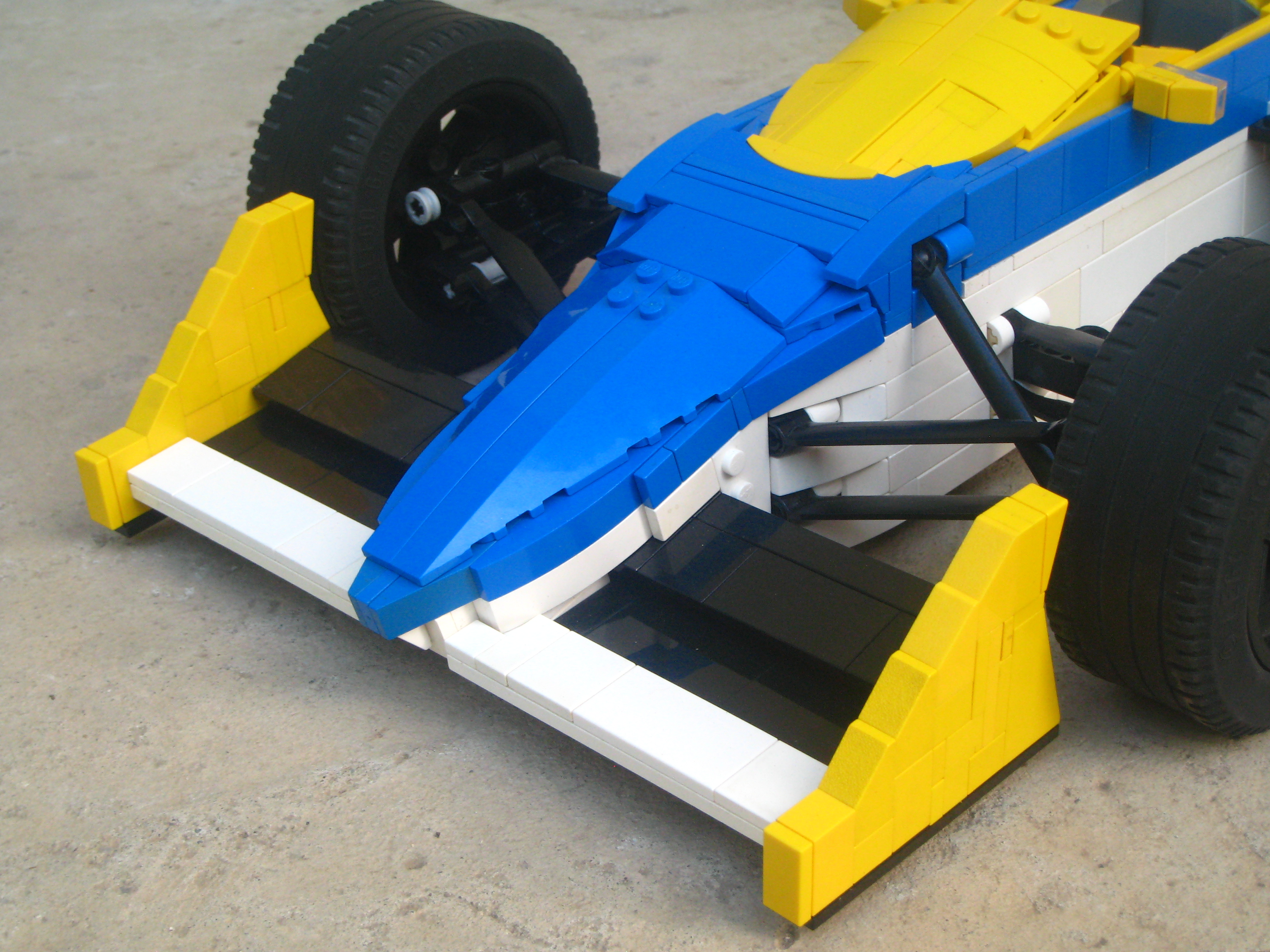 williams-fw11_12.jpg
