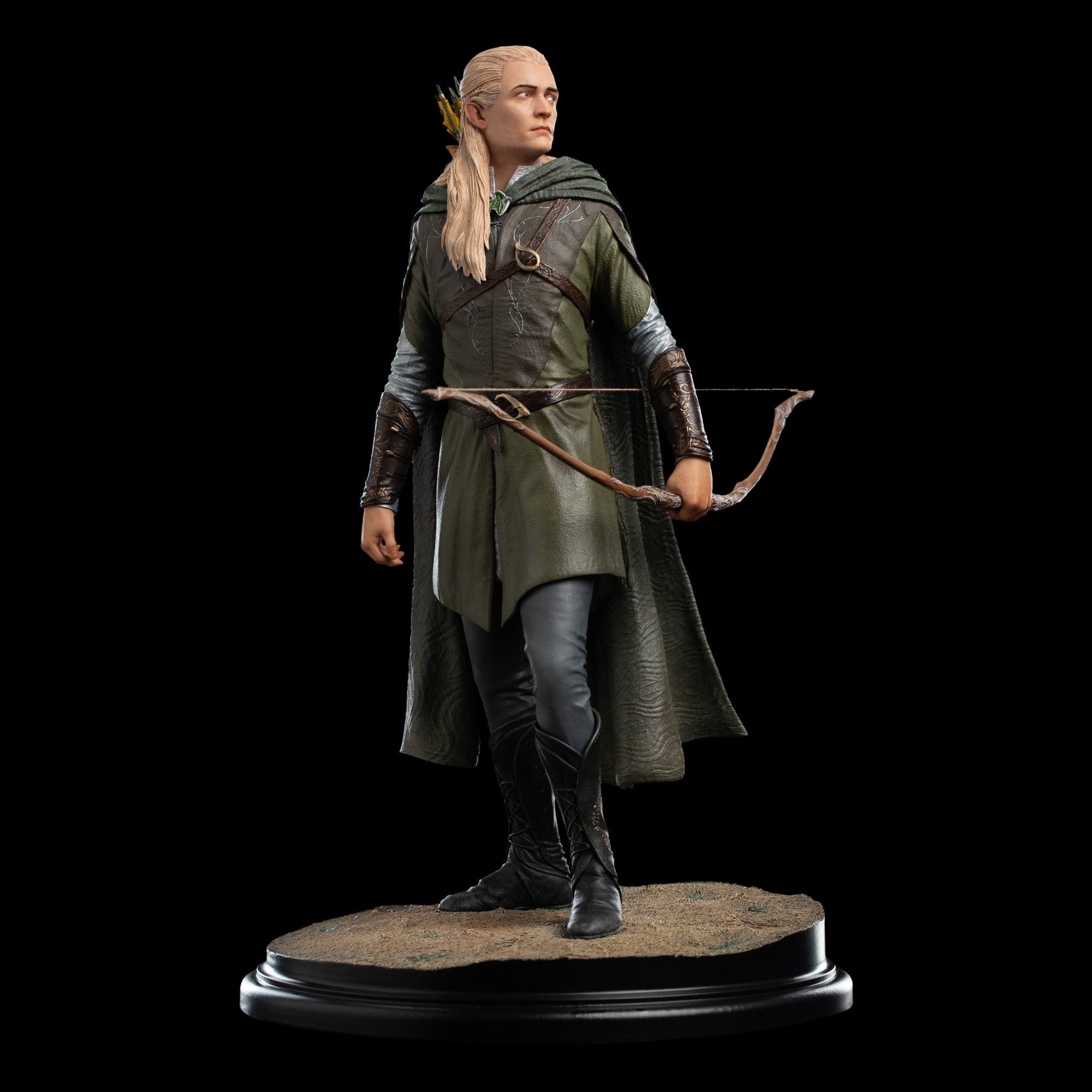 LEGOLAS, HUNTER OF THE PLAINS WITH FREE GIFT - KNIVES OF LEGOLAS