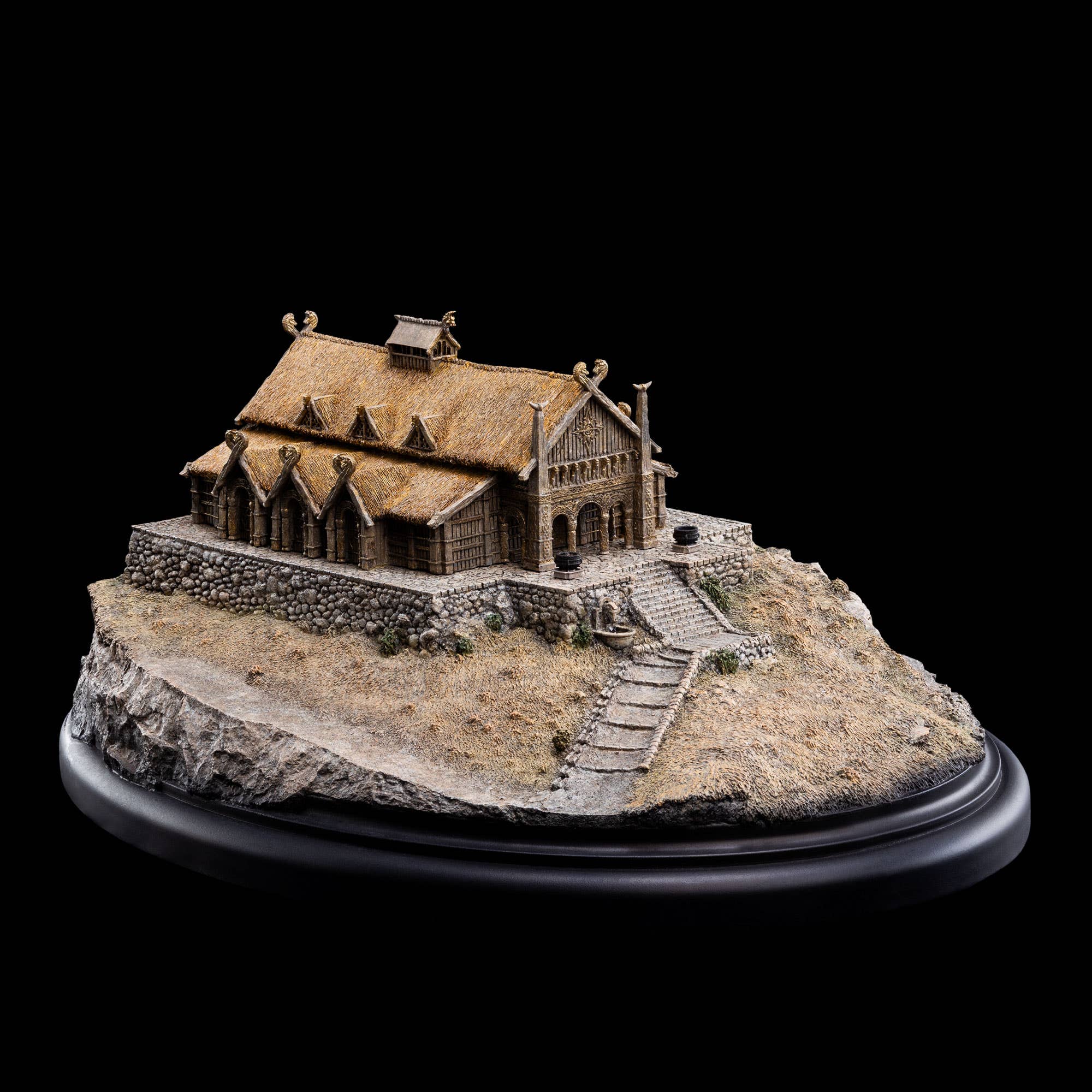 THE GOLDEN HALL OF EDORAS
