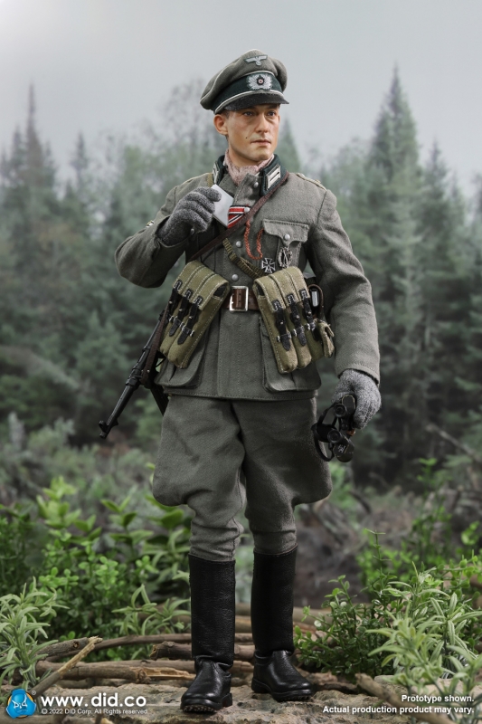 WWII German WH Infantry Oberleutnant - Winter